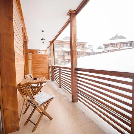 Host2u Highland Hideaway Апартамент