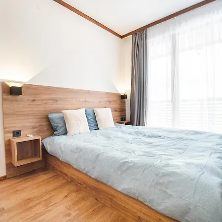 Apartment Host2u Highland Hideaway *