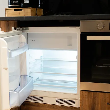 Host2u Highland Hideaway Bansko