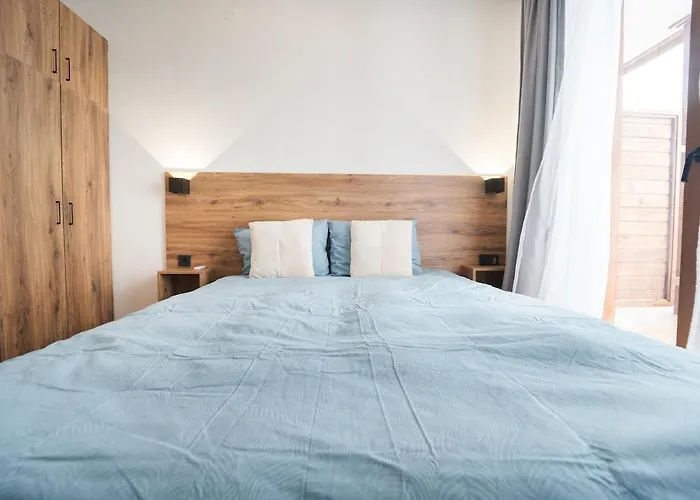 Host2u Highland Hideaway *